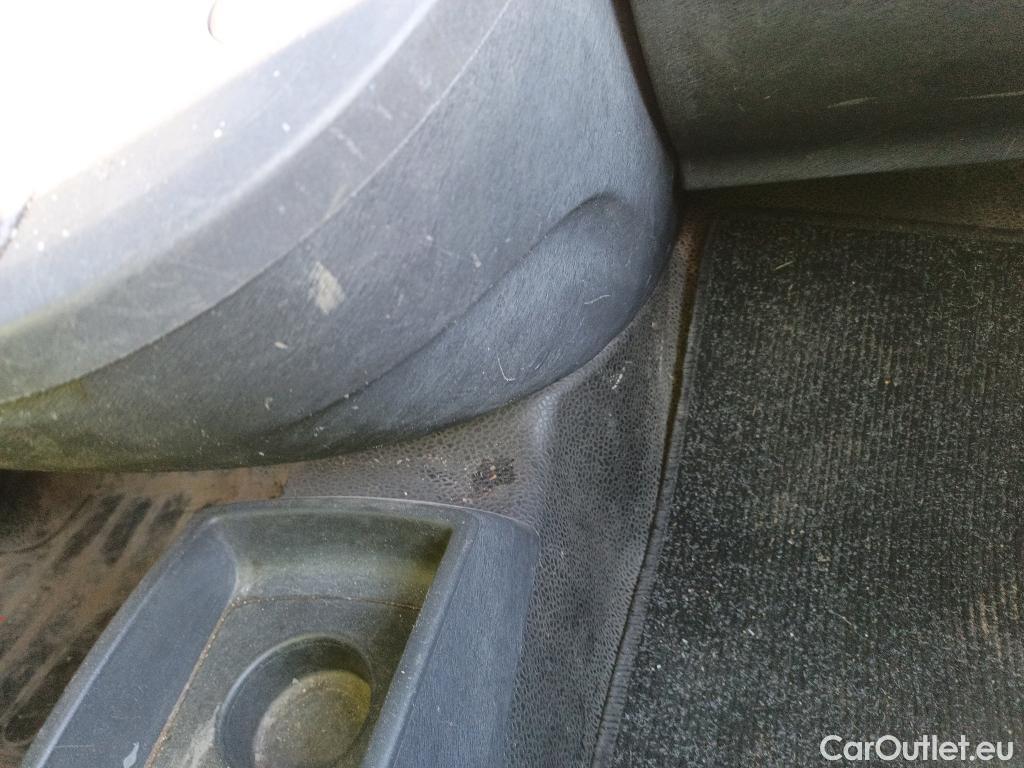  Renault  Kangoo RENAULT  Z.E./2013/3P/furgón derivado de turismo Z.E. Flexi #22