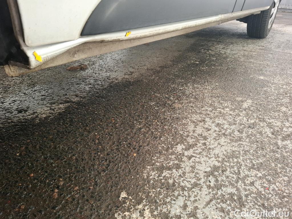  Renault  Trafic RENAULT  VU 4p Fourgon FG GCFL1H1 1000 dCi95 Stop&Start E6 #45