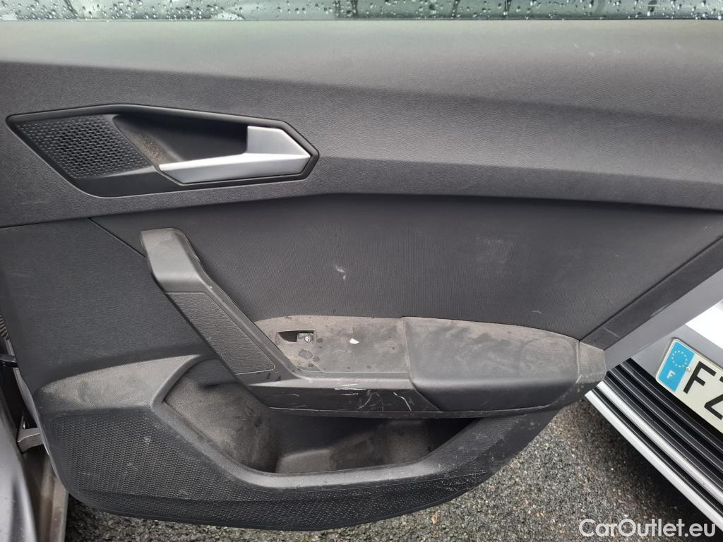  Seat  Leon SEAT  Sportstourer / 2020 / 5P / Break 2.0 TDI 150 DSG S&S Style Business #58