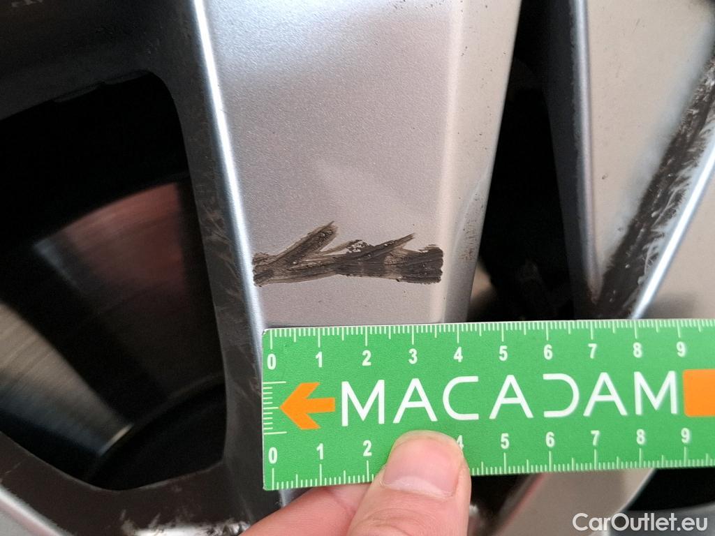  Peugeot  5008  Active Business 1.2 PureTech 130CV BVM6 7 Sieges E6d #37