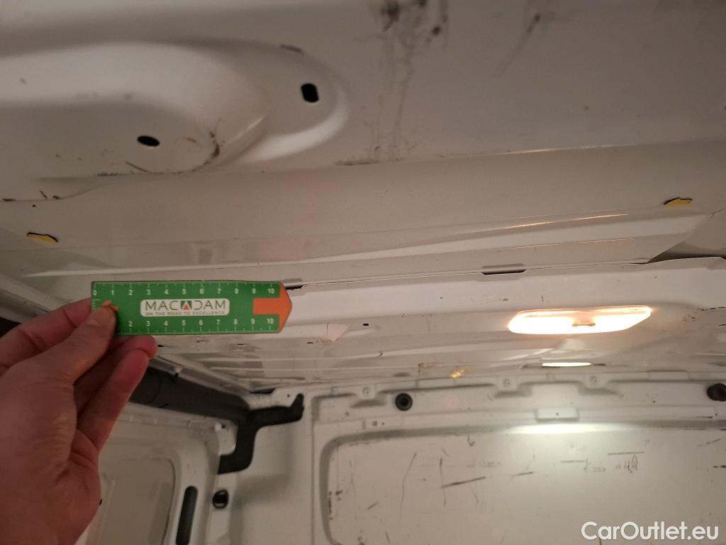  Renault  Trafic RENAULT  VU 4p Fourgon FG GCFL1H1 1000 dCi95 Stop&Start E6 #9