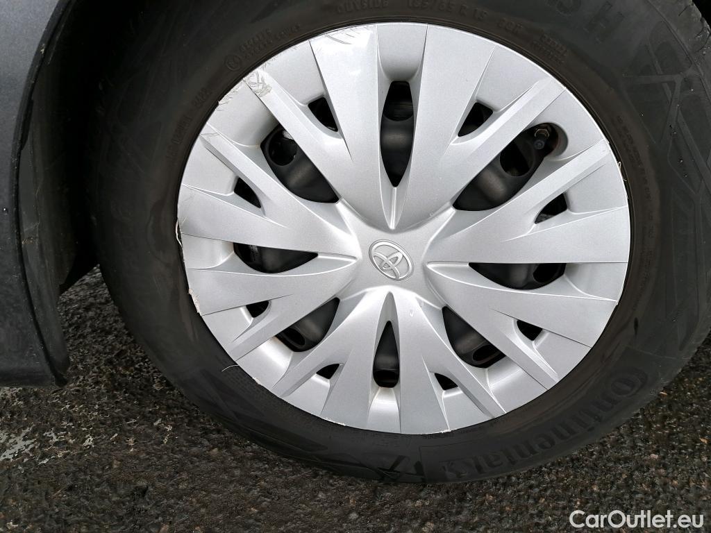  Toyota  Yaris TOYOTA  Hybride / 2019 / 5P / Berline Hybride 116h France Business Stage Acad #19