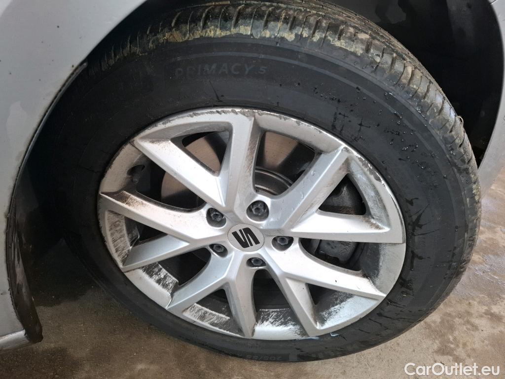  Seat  Leon SEAT  Sportstourer / 2020 / 5P / Break 2.0 TDI 150 DSG S&S Style Business #18