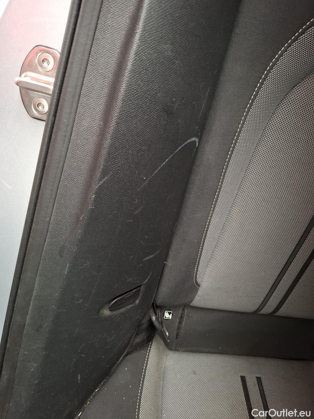  Seat  Leon SEAT  Sportstourer / 2020 / 5P / Break 2.0 TDI 150 DSG S&S Style Business #54