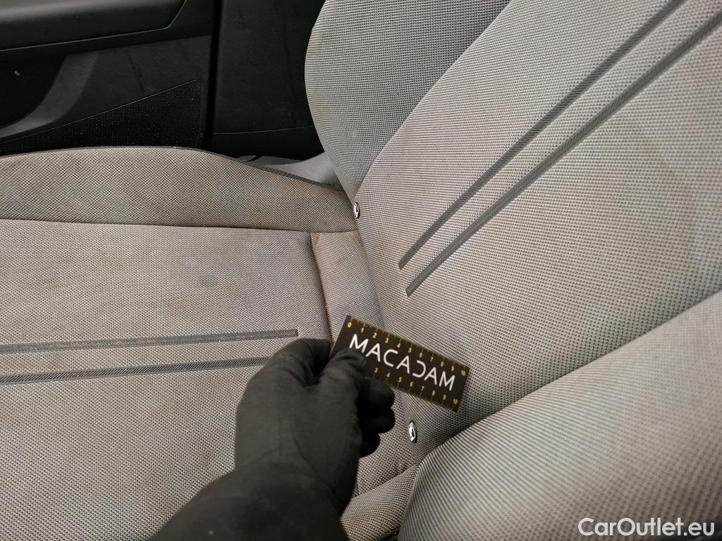  Seat  Leon SEAT  Sportstourer / 2020 / 5P / Break 2.0 TDI 150 DSG S&S Style Business #51