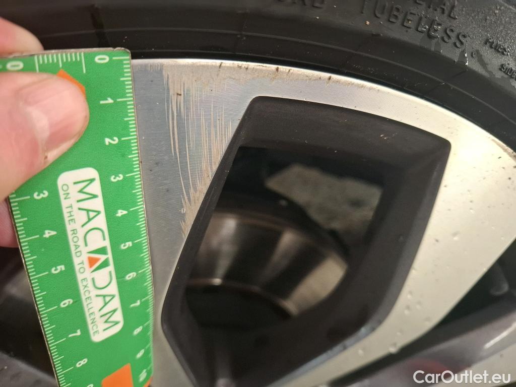  Renault  Megane RENAULT Mégane Berline / 2020 / 5P / Berline techno TCe 140 EDC #11