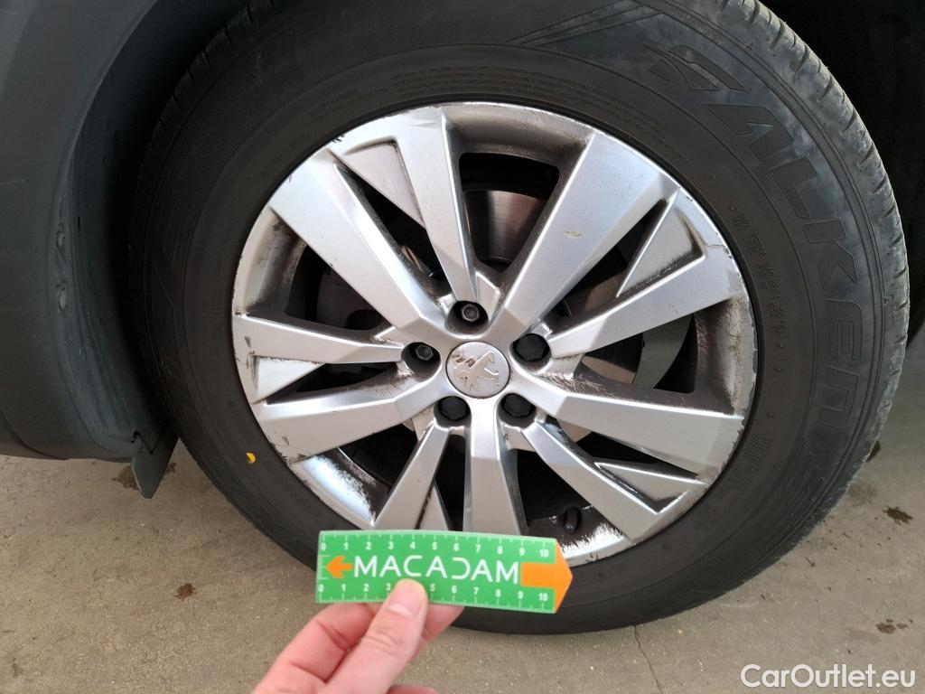  Peugeot  5008  Active Business 1.2 PureTech 130CV BVM6 7 Sieges E6d #22