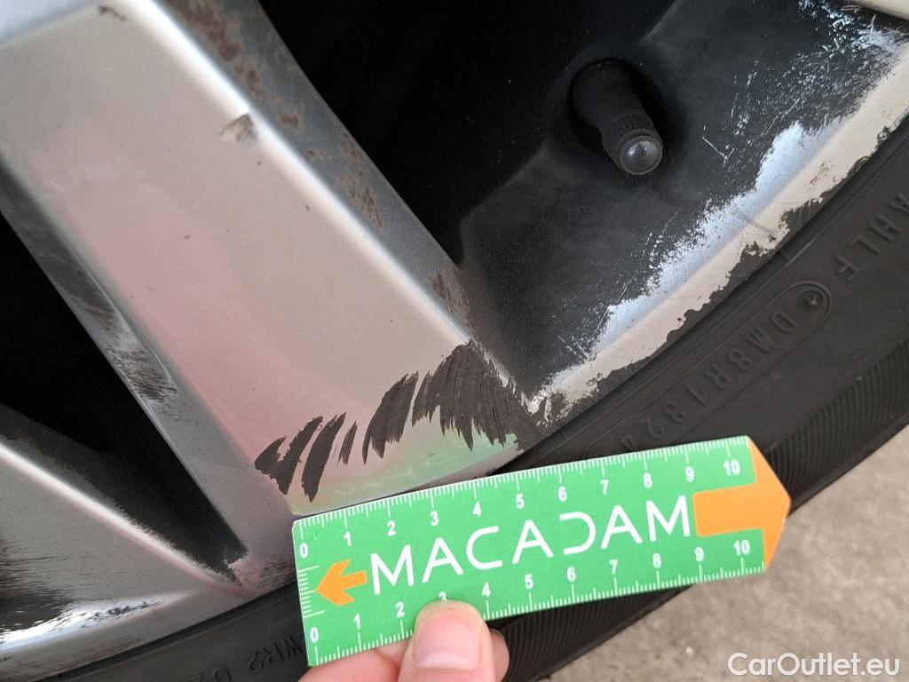  Peugeot  5008  Active Business 1.2 PureTech 130CV BVM6 7 Sieges E6d #39