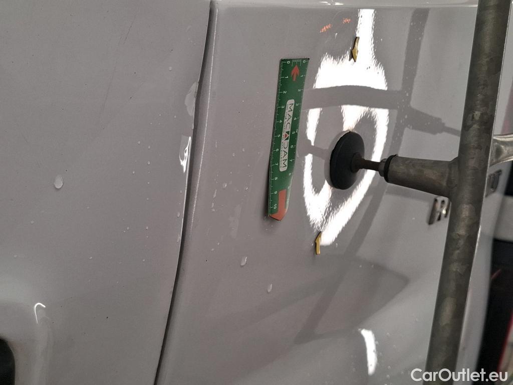  Renault  Trafic RENAULT  VU 4p Fourgon FG GCFL1H1 1000 dCi95 Stop&Start E6 #42