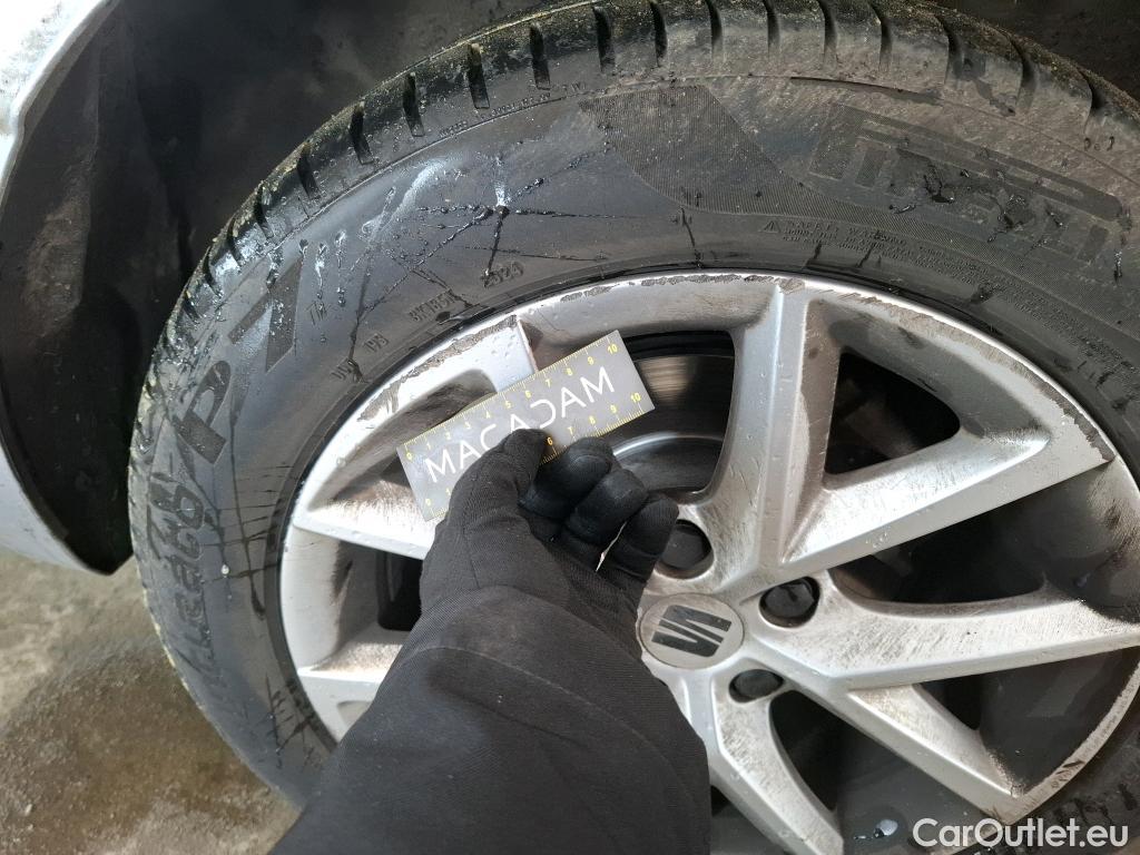  Seat  Leon SEAT  Sportstourer / 2020 / 5P / Break 2.0 TDI 150 DSG S&S Style Business #24