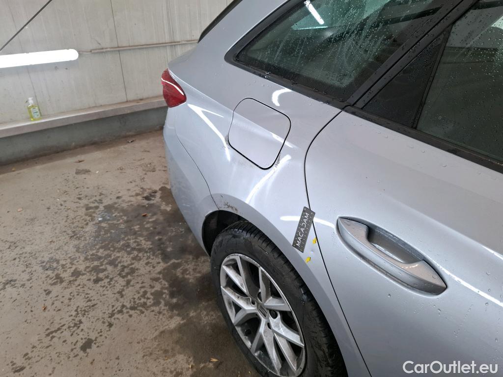  Seat  Leon SEAT  Sportstourer / 2020 / 5P / Break 2.0 TDI 150 DSG S&S Style Business #41