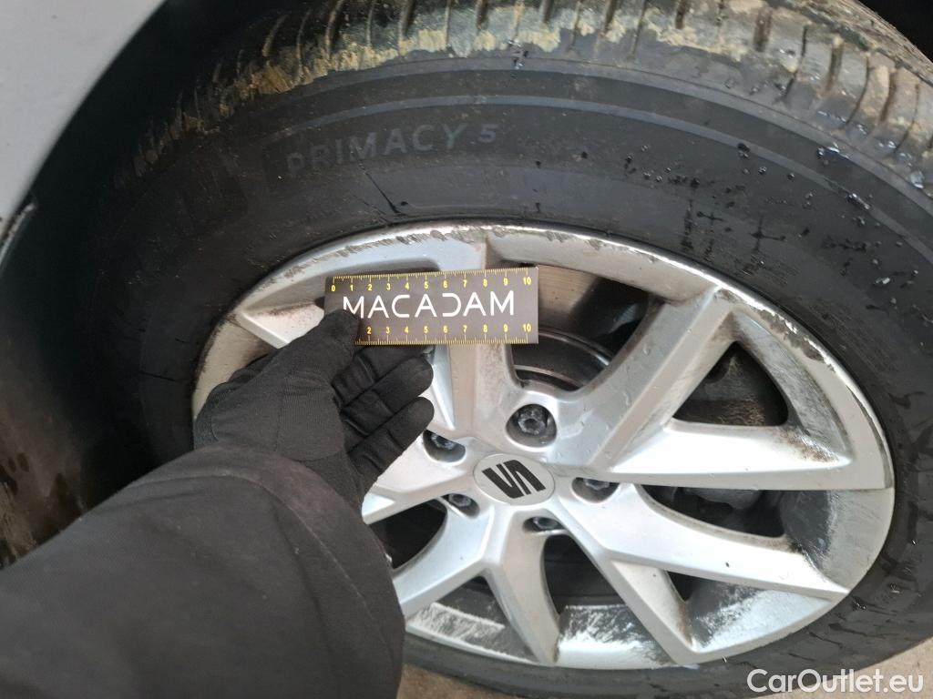  Seat  Leon SEAT  Sportstourer / 2020 / 5P / Break 2.0 TDI 150 DSG S&S Style Business #20