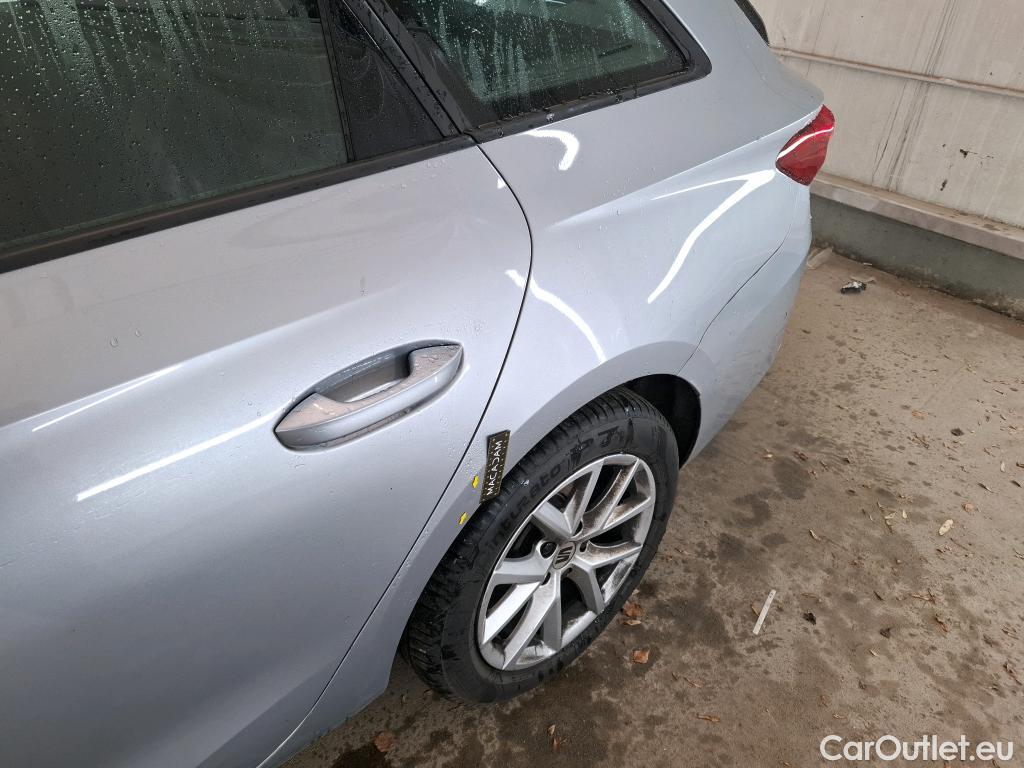  Seat  Leon SEAT  Sportstourer / 2020 / 5P / Break 2.0 TDI 150 DSG S&S Style Business #39