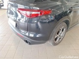  Alfa Romeo   STELVIO ALFA ROMEO / 2017 / 5P / SUV 2.2 TD 190 CV SPRINT AT8 Q4 #76