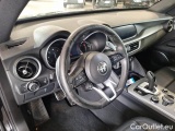  Alfa Romeo   STELVIO ALFA ROMEO / 2017 / 5P / SUV 2.2 TD 190 CV SPRINT AT8 Q4 #142