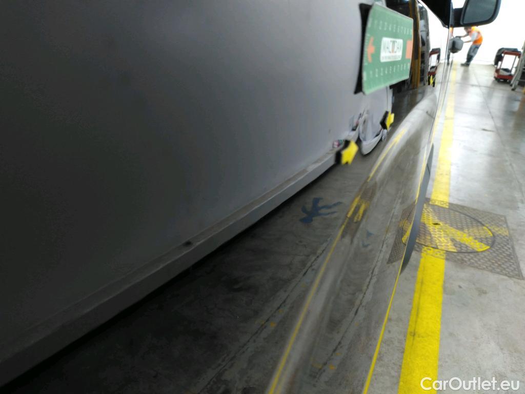  Citroen  Berlingo  Fourgon Club M 1000 1.5 BlueHDi 130CV BVA8 E6dT #2