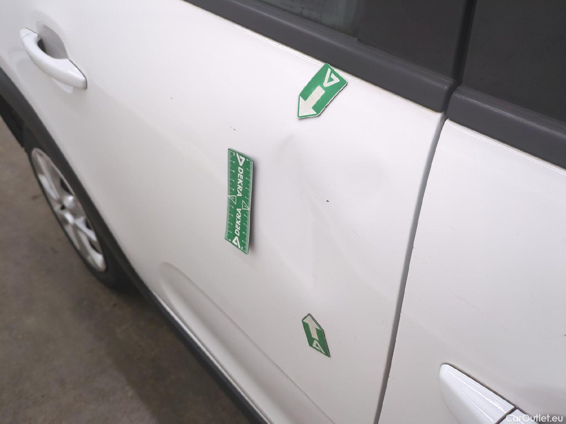  Citroen  C3  Société Feel 1.2 PureTech 80CV BVM5 E6d #41