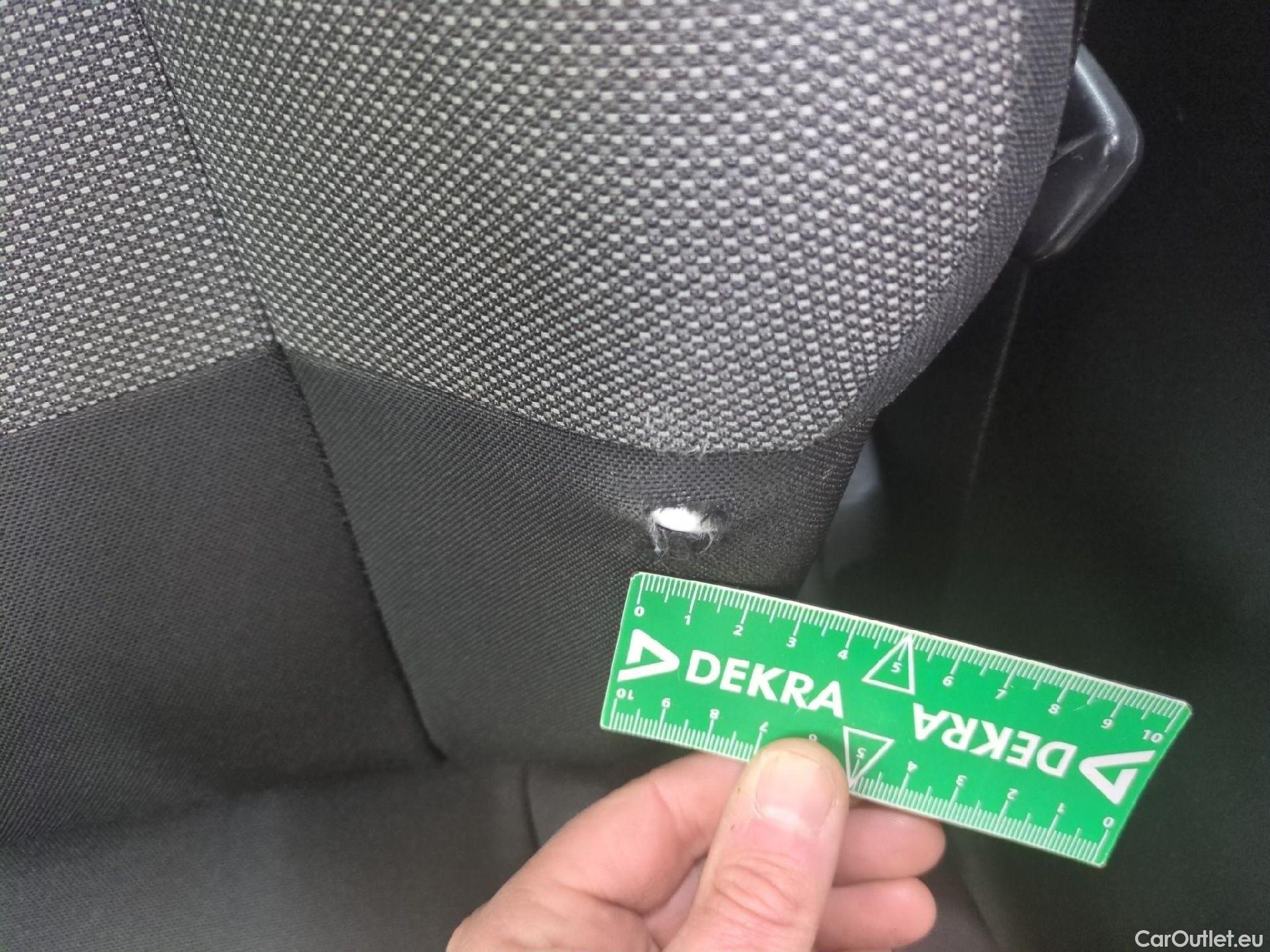  Citroen  C3  Société Feel 1.2 PureTech 80CV BVM5 E6d #26