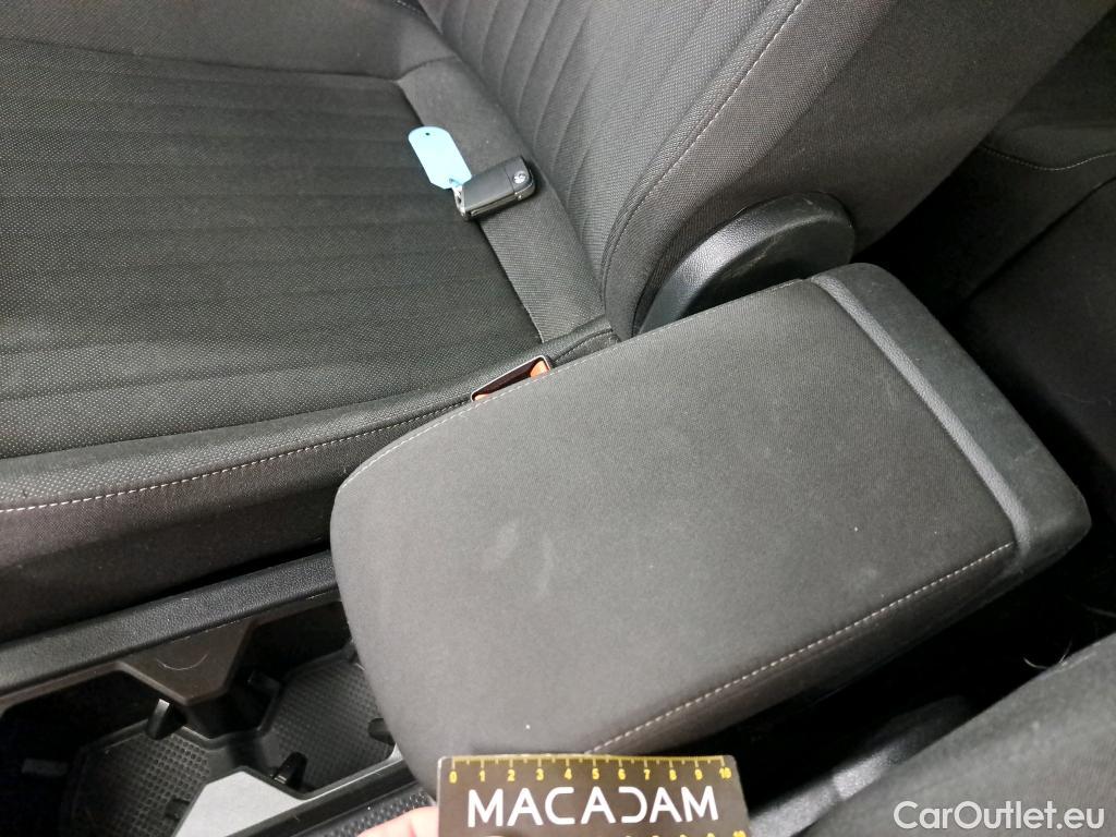  Volkswagen  Tiguan VOLKSWAGEN  Allspace / 2021 / 5P / SUV 2.0 TDI 150 DSG7 Life Business #24