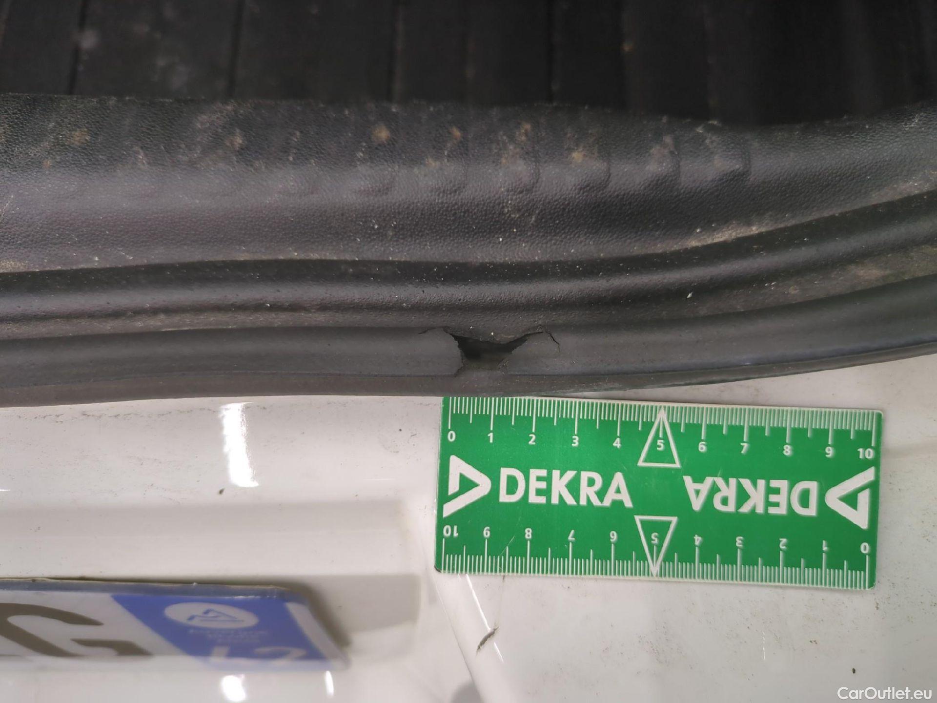  Citroen  C3  Société Feel 1.2 PureTech 80CV BVM5 E6d #51