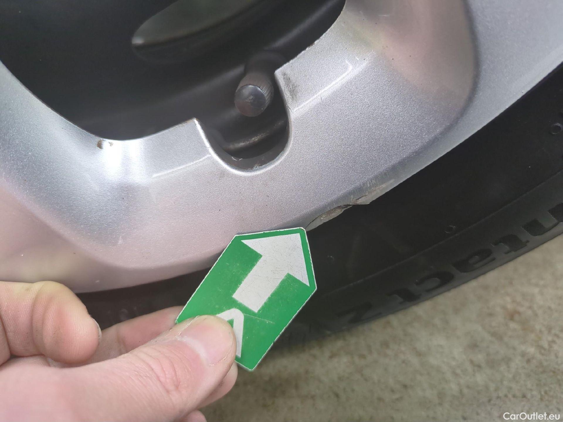  Citroen  C3  Société Feel 1.2 PureTech 80CV BVM5 E6d #2