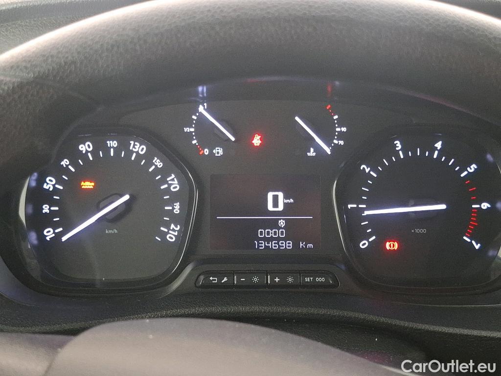  Citroen  Jumpy  Fourgon Club M 2.0 BlueHDi 120CV BVM6 E6d #64