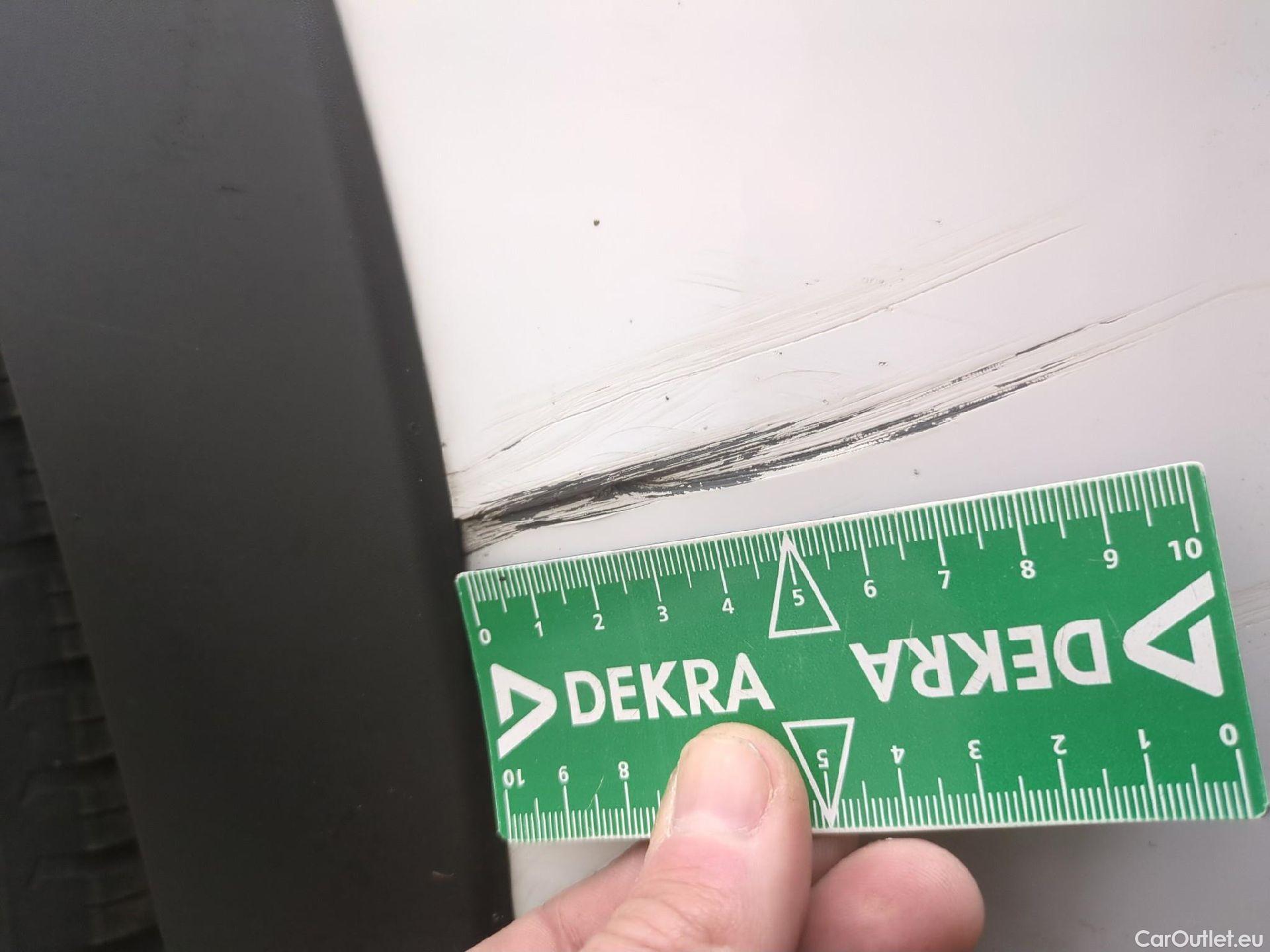  Citroen  C3  Société Feel 1.2 PureTech 80CV BVM5 E6d #15