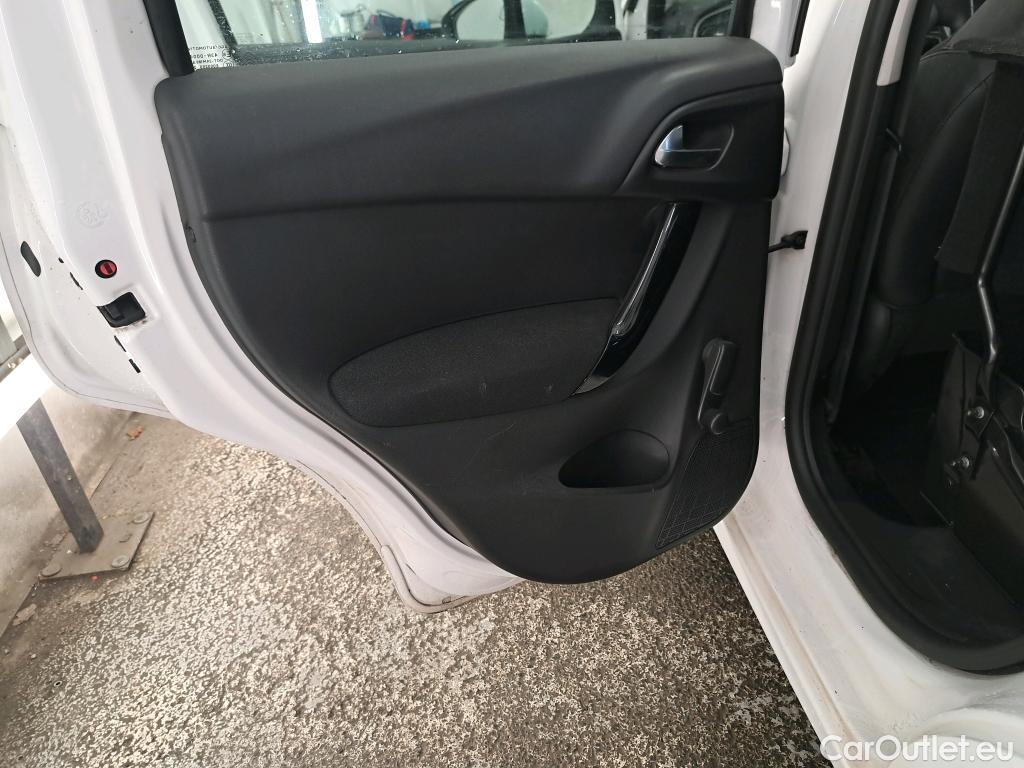  Citroen  C3  Societe Confort 1.6 BlueHDI 75CV BVM5 E6 #13