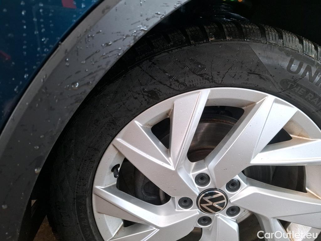  Volkswagen  Tiguan VOLKSWAGEN  / 2020 / 5P / SUV 2.0 TDI 150 DSG7 Elegance Exclusive #16