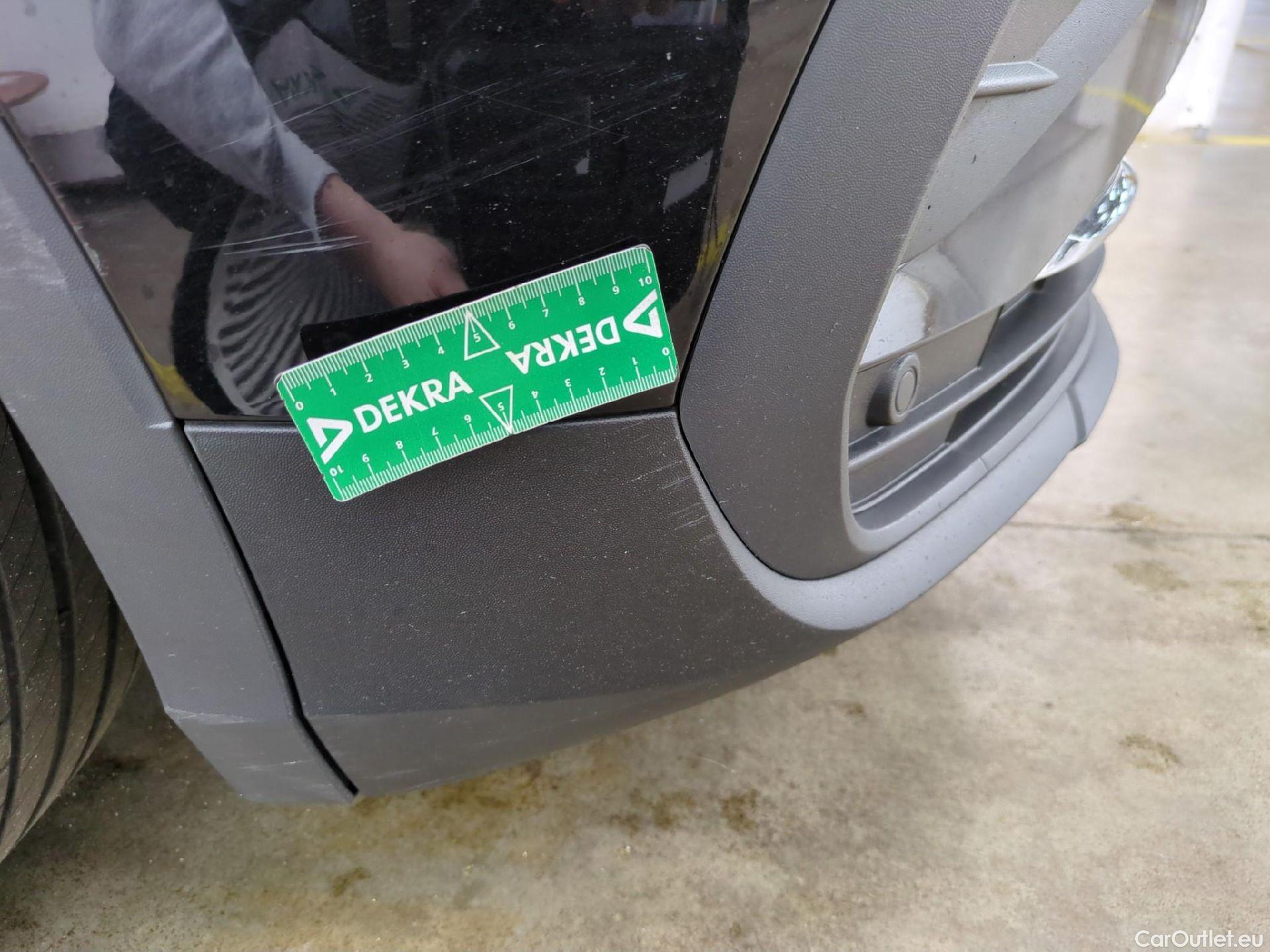  Volkswagen  Tiguan VOLKSWAGEN  / 2020 / 5P / SUV 1.5 TSI 150 DSG7 LIFE BUSI #15