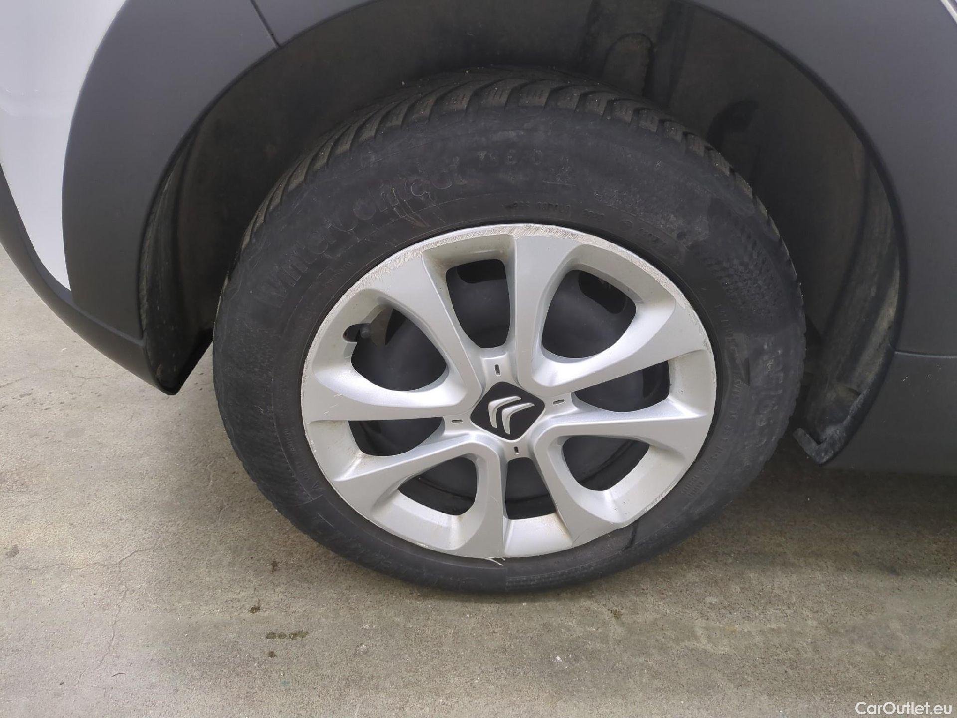  Citroen  C3  Société Feel 1.2 PureTech 80CV BVM5 E6d #7