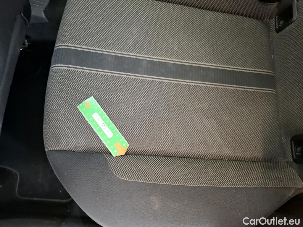  Volkswagen  T-ROC  Lounge 1.0 TSI 115CV BVM6 E6 #14