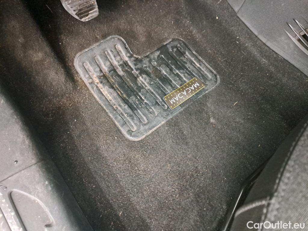  Citroen  C3  Societe Confort 1.6 BlueHDI 75CV BVM5 E6 #11