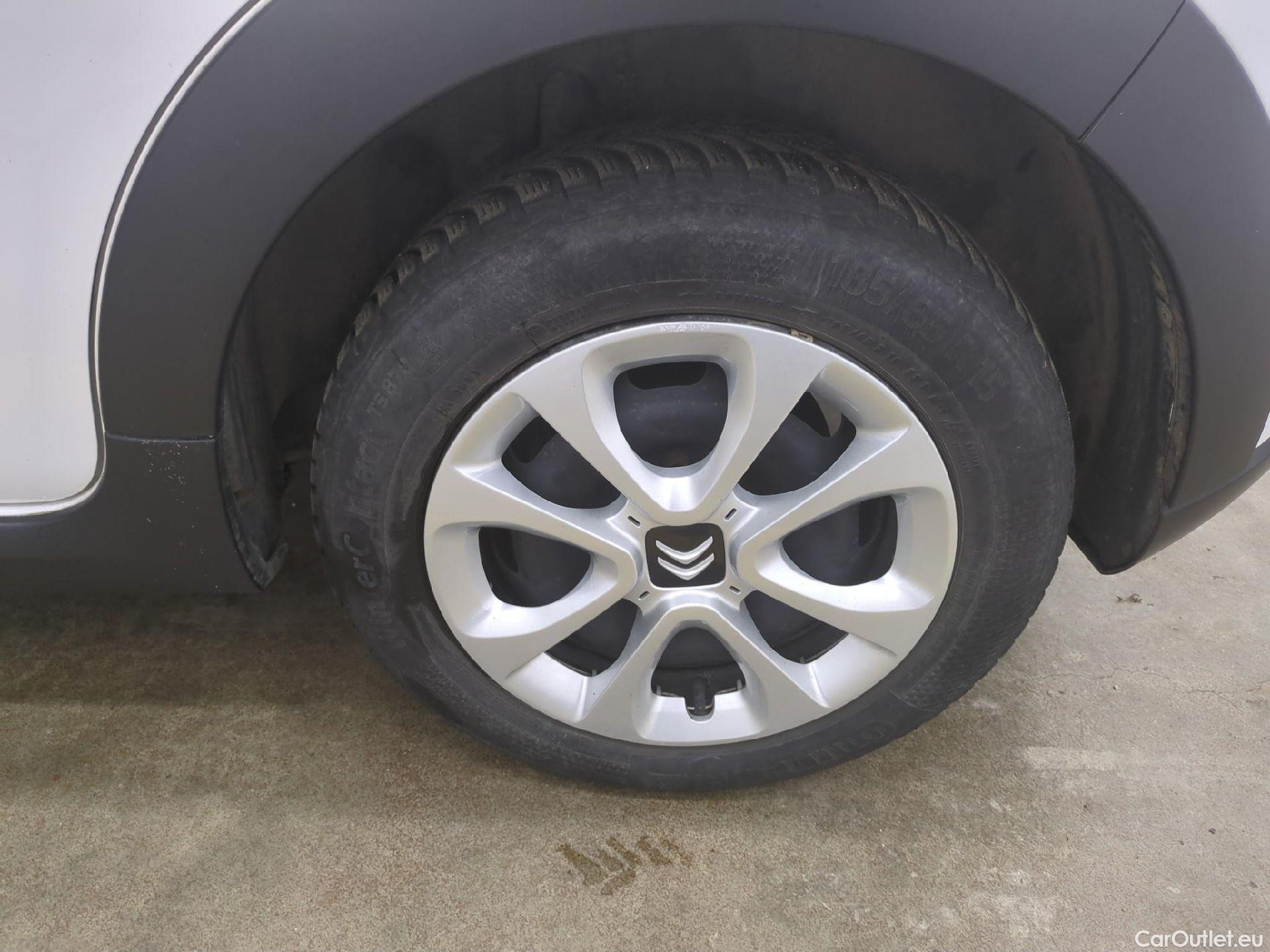  Citroen  C3  Société Feel 1.2 PureTech 80CV BVM5 E6d #6