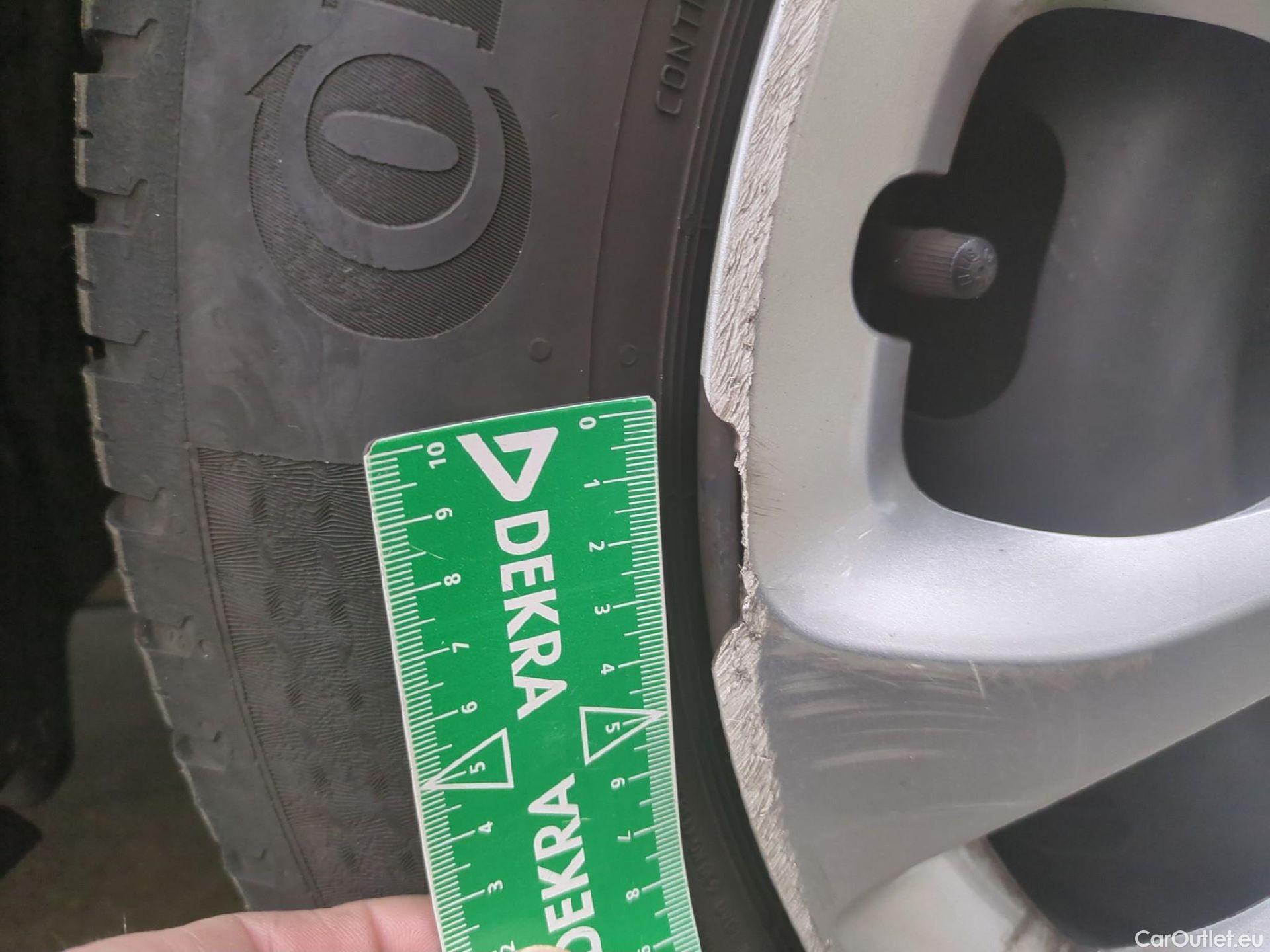  Citroen  C3  Société Feel 1.2 PureTech 80CV BVM5 E6d #10