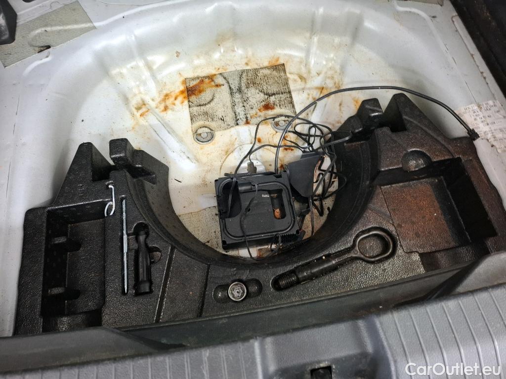  Volkswagen  T-ROC  Lounge 1.0 TSI 115CV BVM6 E6 #13