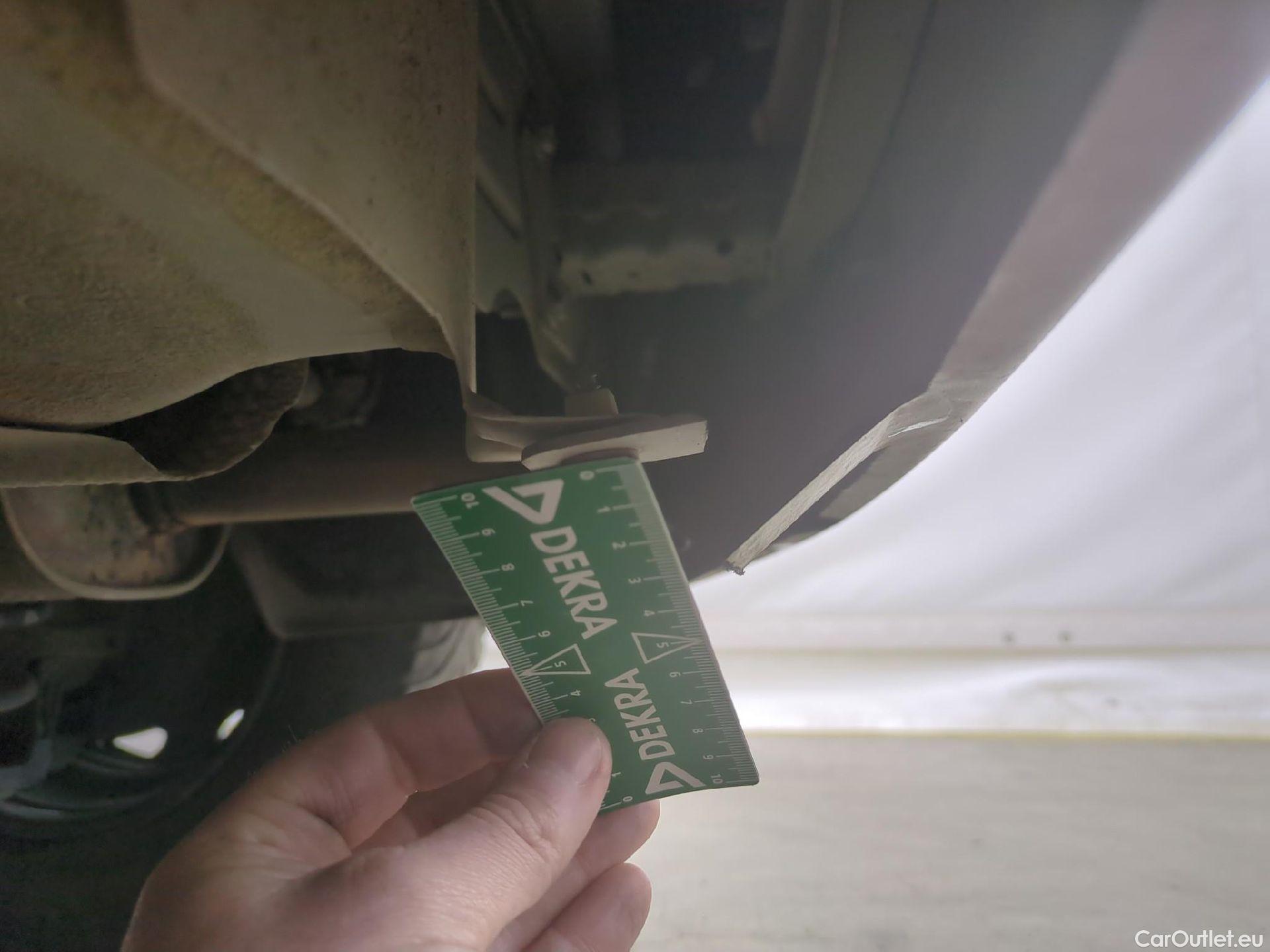  Citroen  C3  Société Feel 1.2 PureTech 80CV BVM5 E6d #29