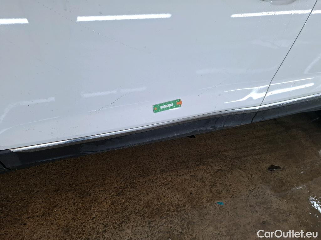  Volkswagen  T-ROC  Lounge 1.0 TSI 115CV BVM6 E6 #7