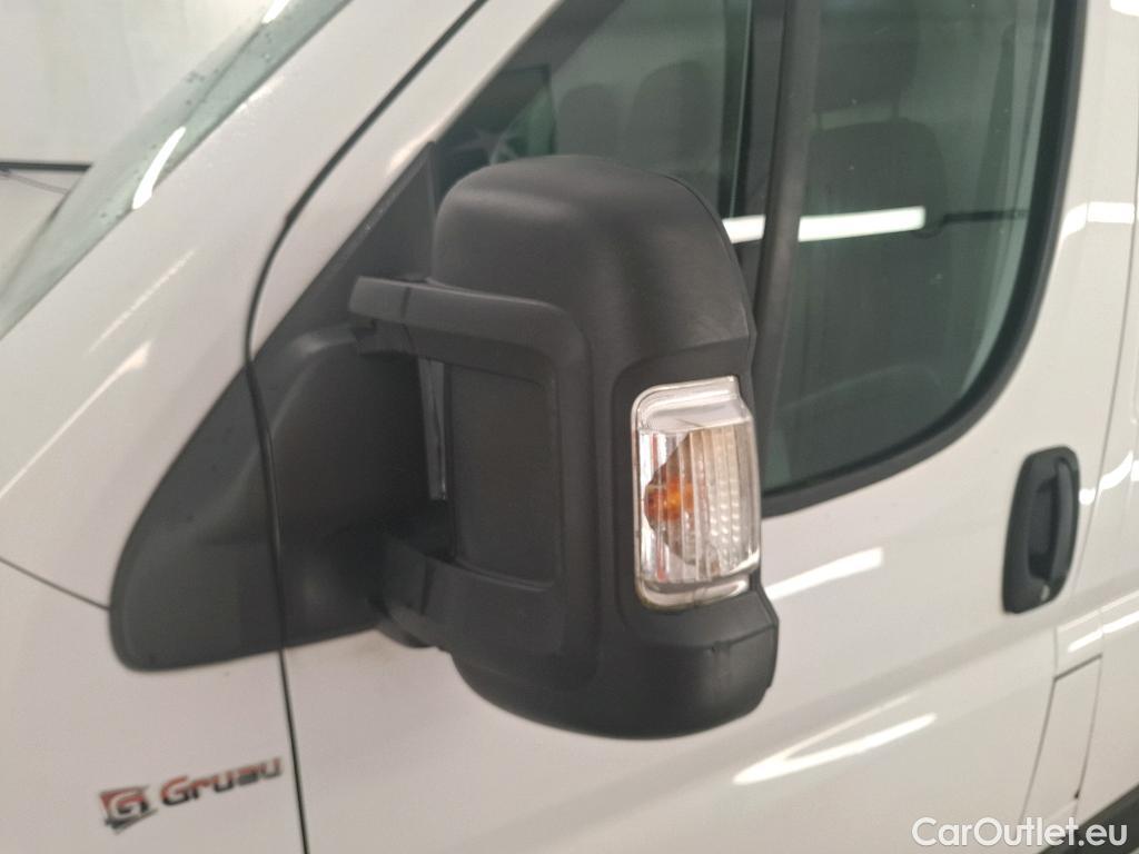  Citroen  Jumper CITROEN  / 2014 / 4P / Fourgon tôlé 33 L2H2 BlueHDi 120 S&S BVM6 Driver #13