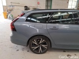  Volvo  V90 VOLVO  / 2020 / 5P / STATION WAGON B4 D AUTOMATICO PLUS DARK #52
