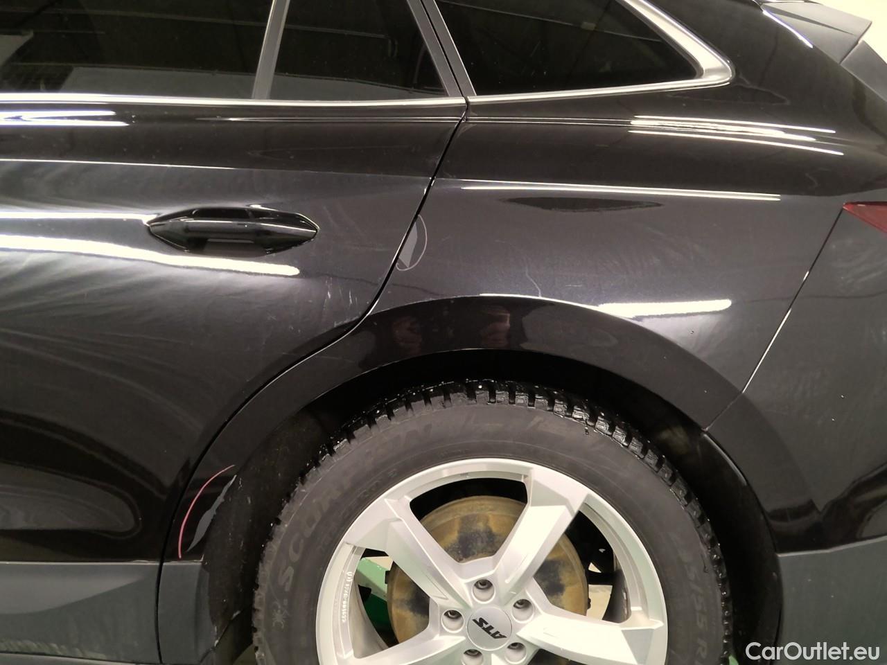  Skoda  ENYAQ  iV80 5d #9