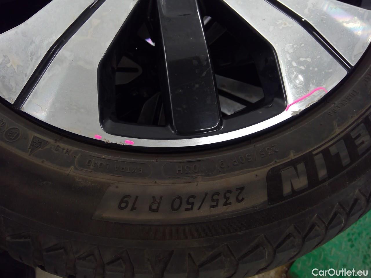  Volvo  C40  Recharge Intro Edition Aut #2