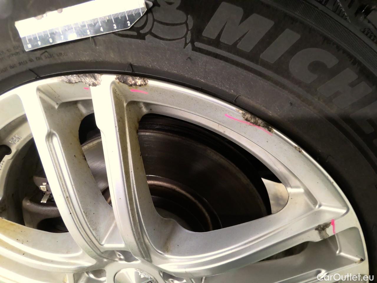  Skoda  ENYAQ  iV80 5d #3