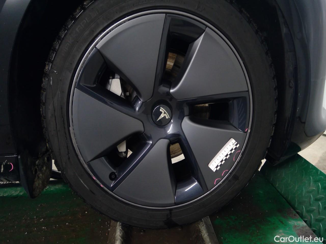  Tesla  Model 3  50kWh RWD #16