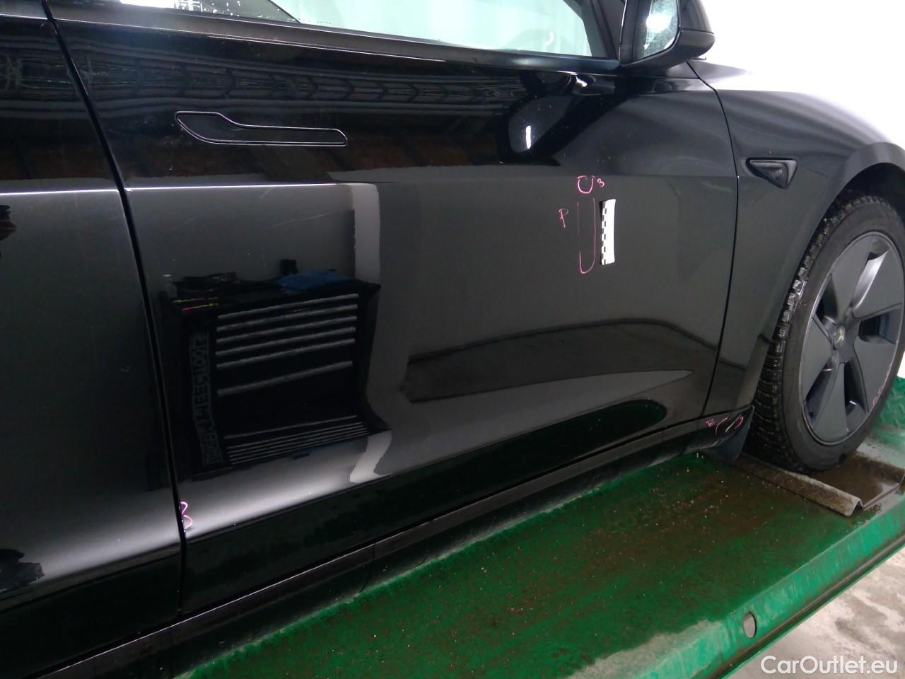  Tesla  Model 3  50kWh RWD #18