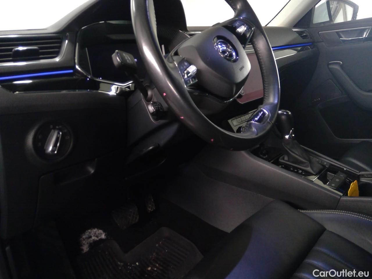  Skoda  Superb Sup.Co.TSI PHEV 218 L&K Aut #9