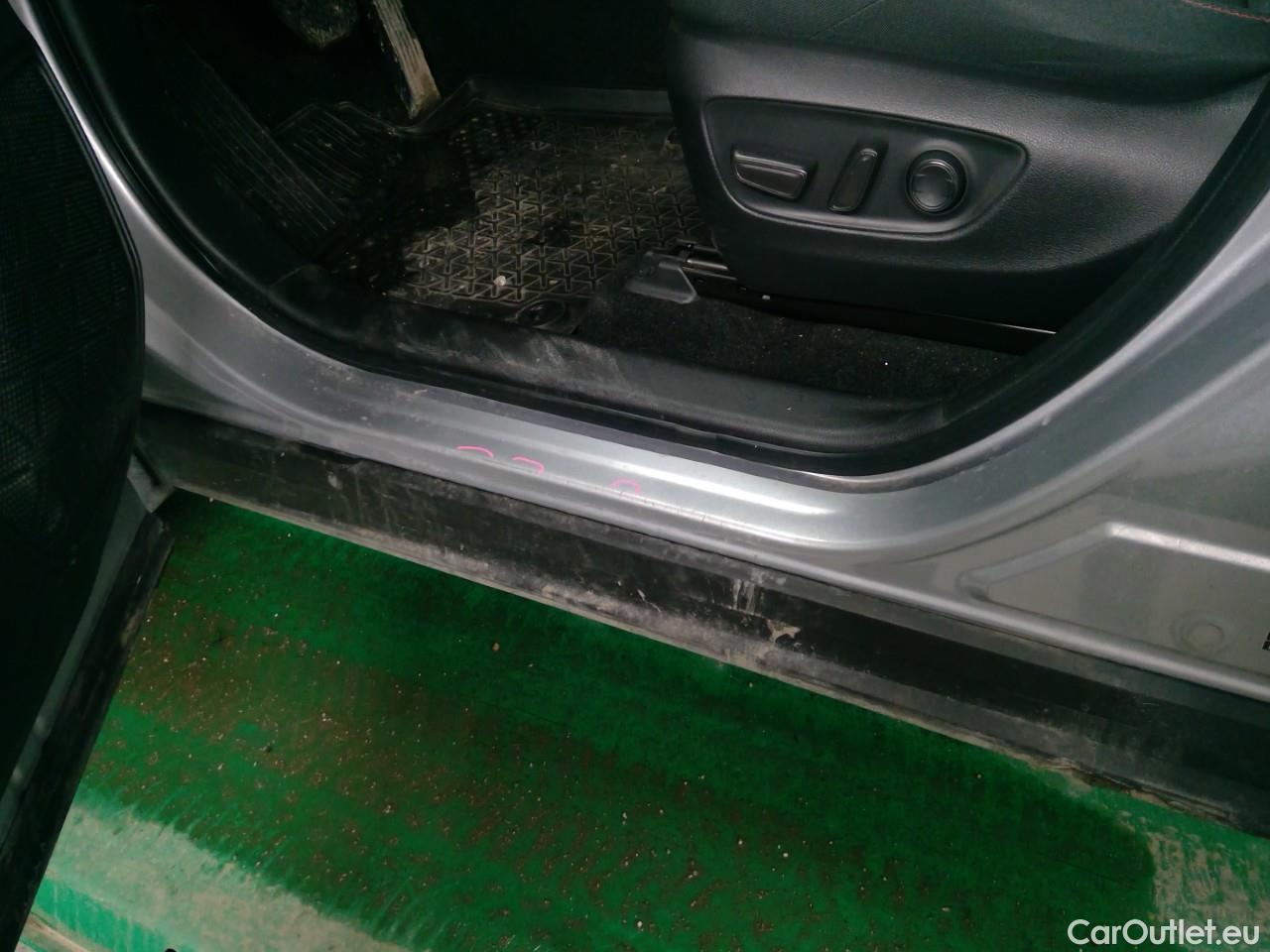  Toyota  RAV4  2.5 PHEV Active AWD #3