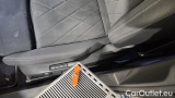  Volkswagen  Golf  2.0 TDI SCR DSG 110kW Style #28