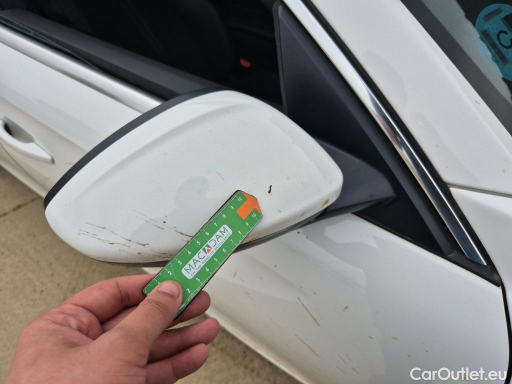  Peugeot  508 PEUGEOT  / 2018 / 5P / berlina con portón 5P Allure BlueHDi 120kW (160) S&S EAT8 #21