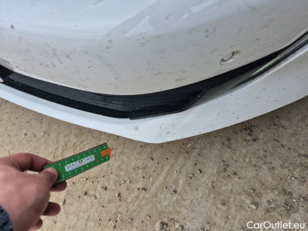  Peugeot  508 PEUGEOT  / 2018 / 5P / berlina con portón 5P Allure BlueHDi 120kW (160) S&S EAT8 #10